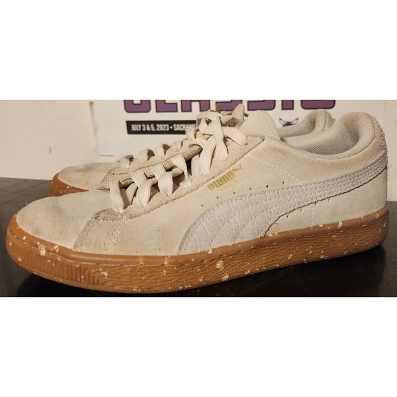 Puma Shoes - Puma Women's 7.5 Suede Trainer Sneakers Off White Cream Beige Gum Splatter